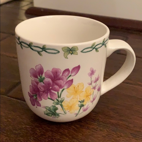 Thomson Pottery Floral Garden Mug EUC! 🌸 - Picture 2 of 5
